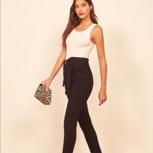 Reformation Yasmin Jeans Black Tie Front Size 26 High Waist Minimalist